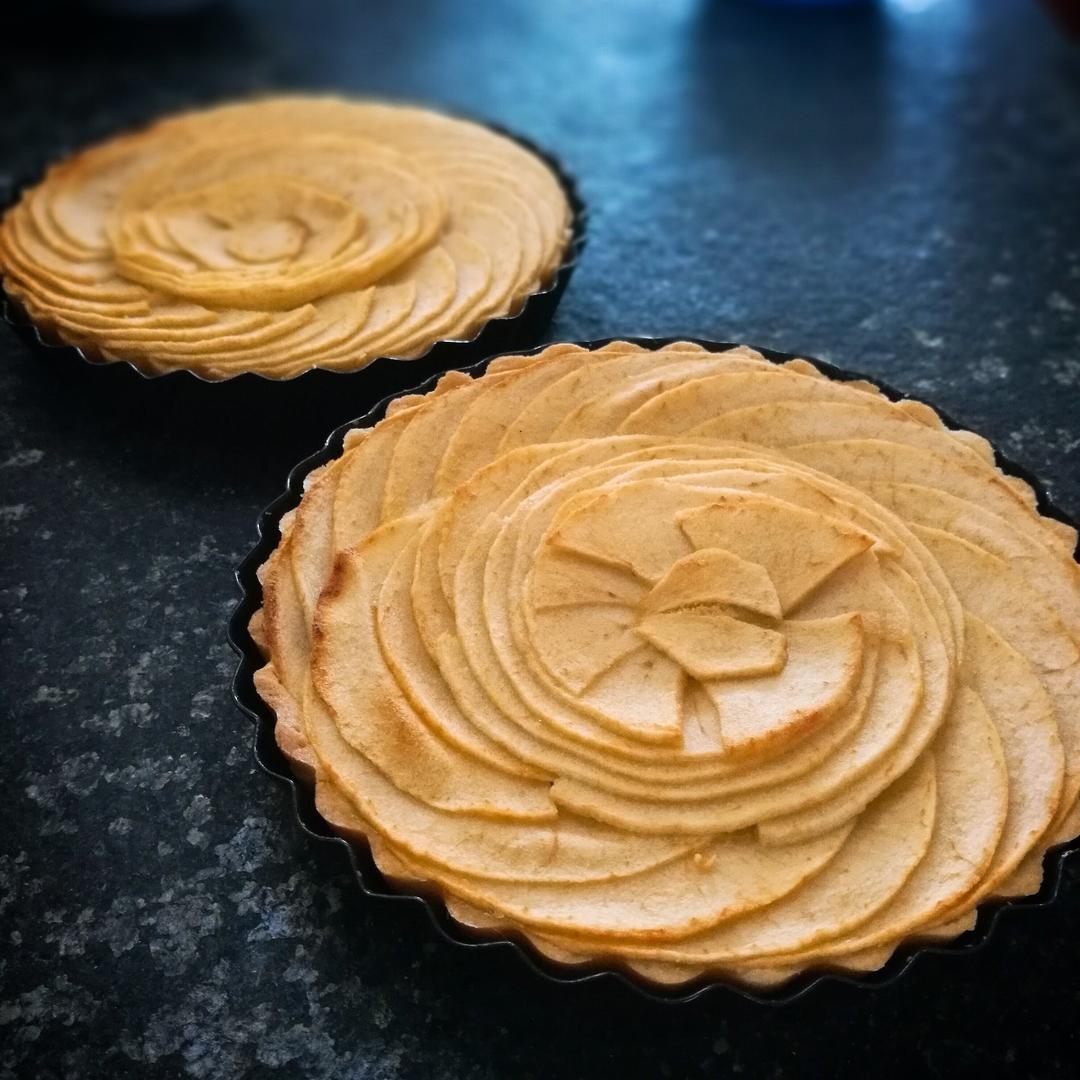 欧欧的喵喵做的法式苹果塔