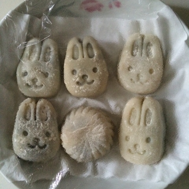冰皮豆沙月饼