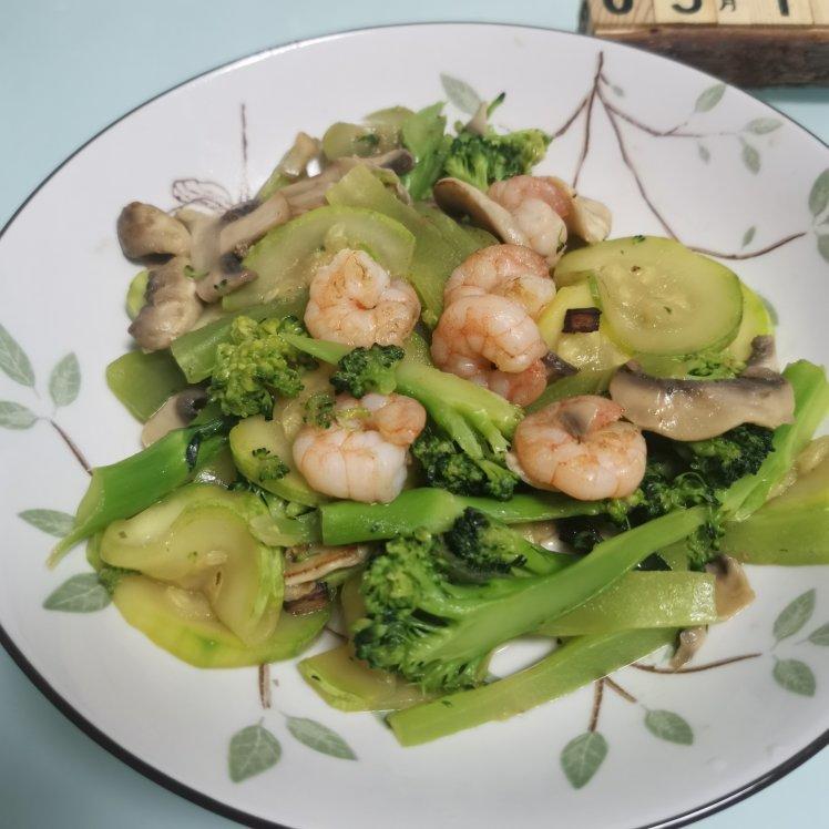 尹正没骗我 焖菜好好吃