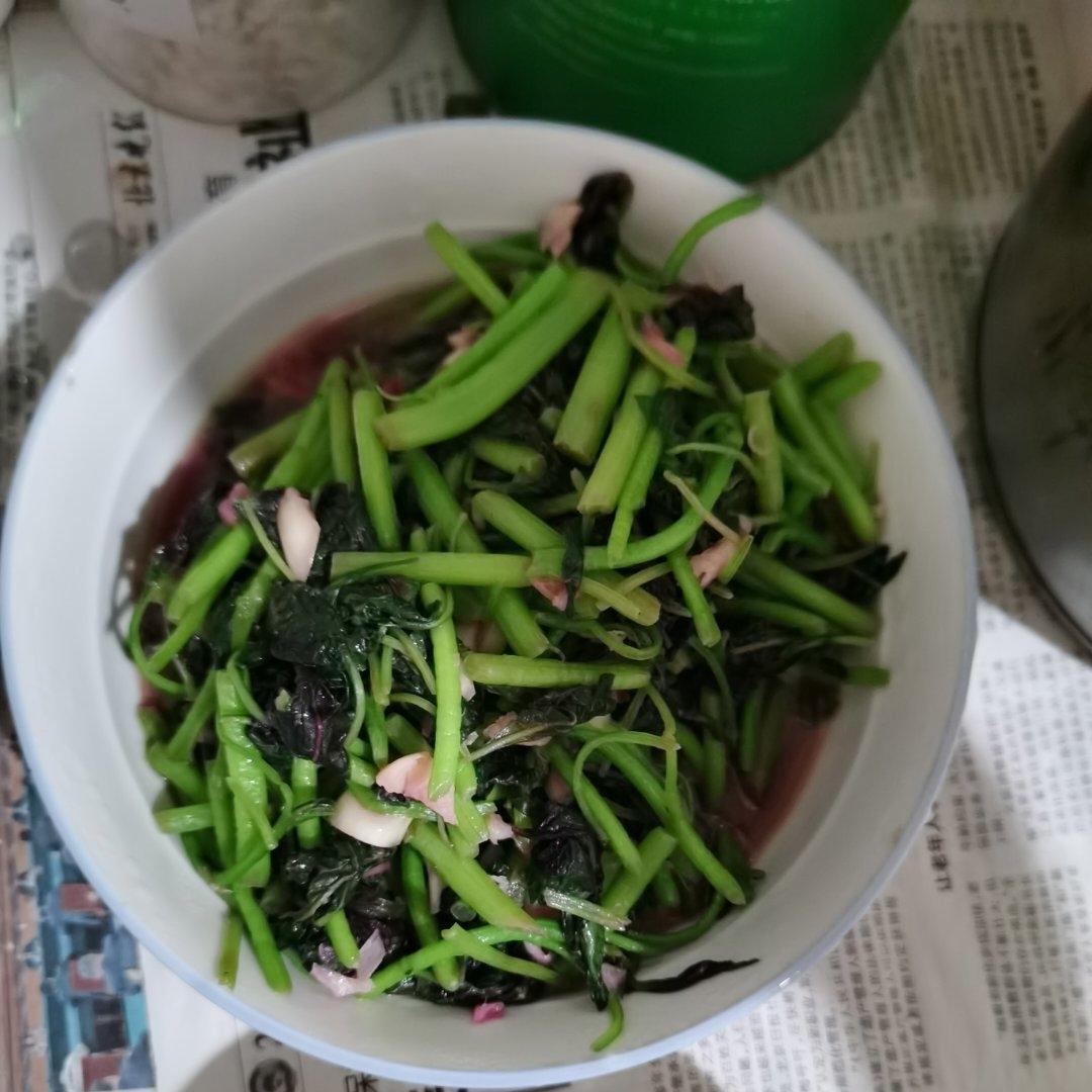 清炒红苋菜（简单菜也有窍门，一看就明白）