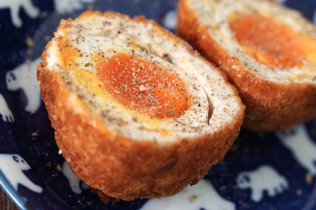 日本网红居酒屋的招牌菜品——苏格兰溏心蛋