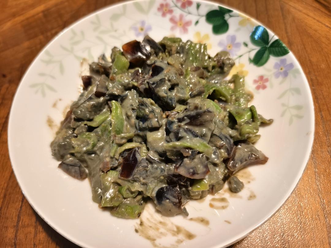 青椒皮蛋