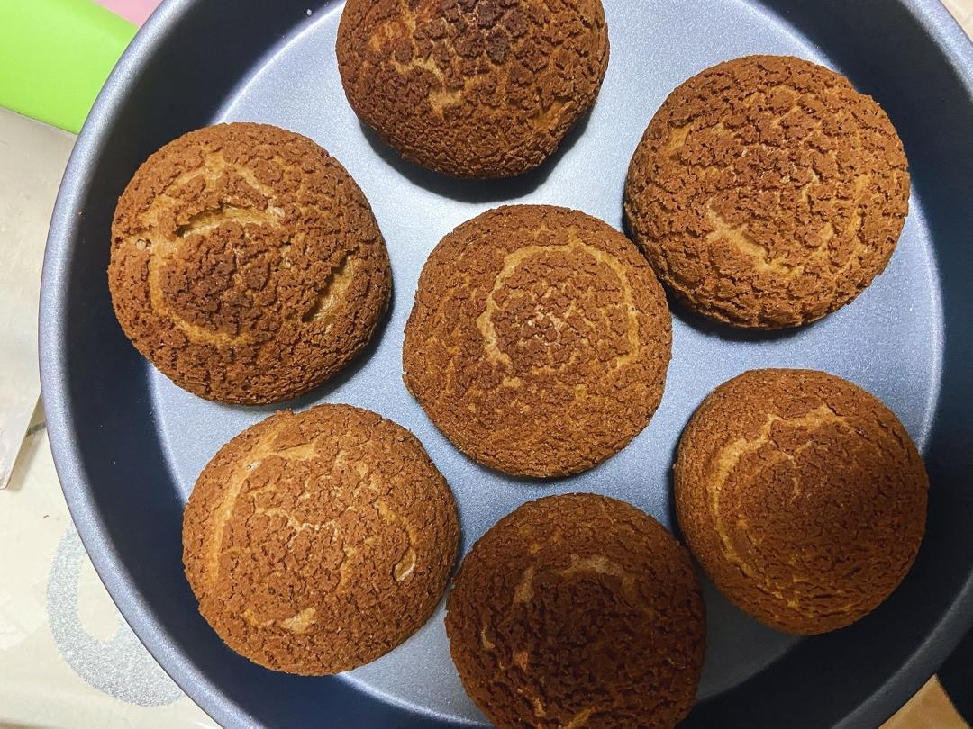 巧克力酥皮泡芙