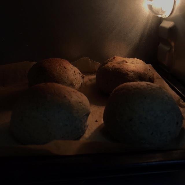 黑芝麻糊软面包