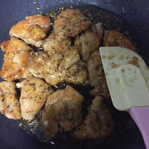 蒜香青芥末蜂蜜鸡块的做法 步骤6