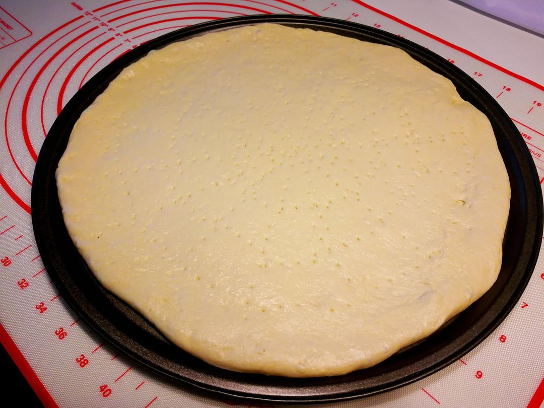 做一张敲好吃的披萨饼底