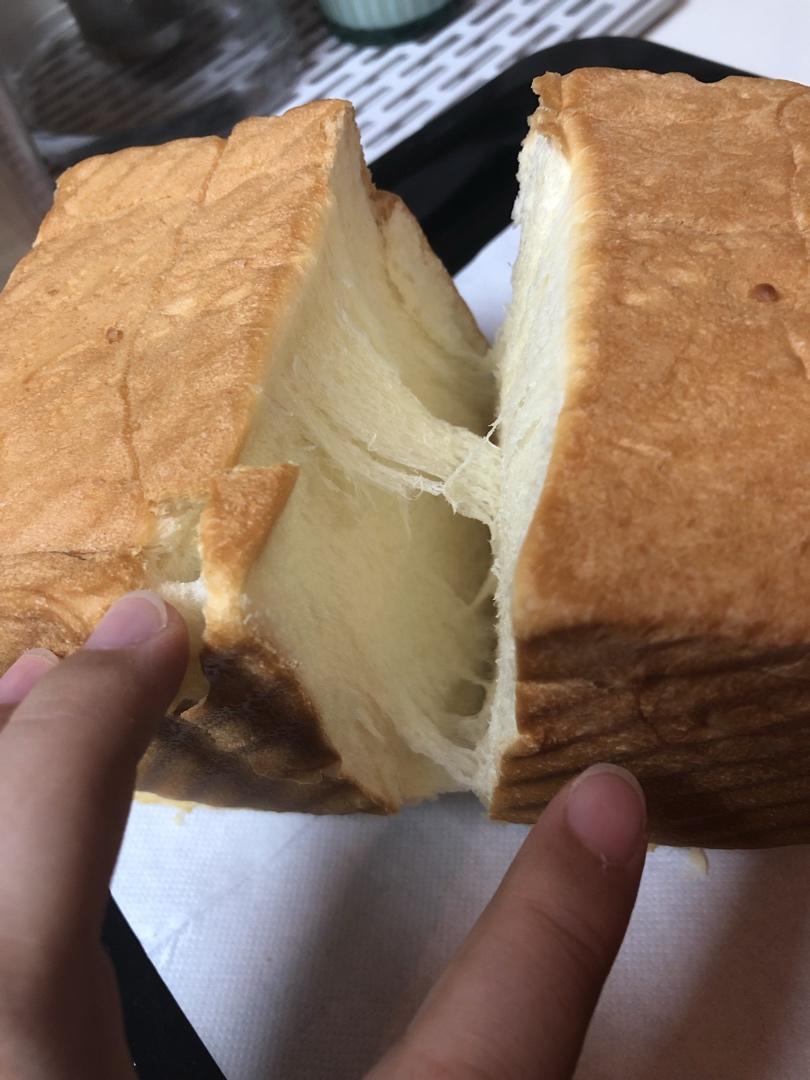 吐司，奶香手撕面包，超级香浓