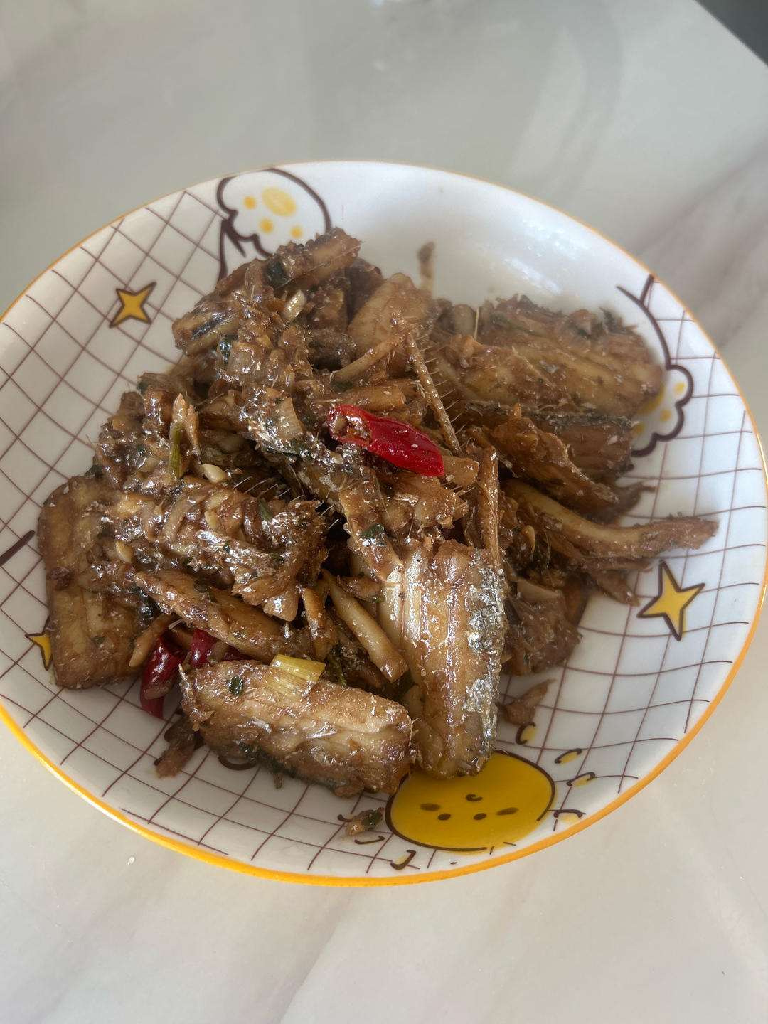 家里也能做出大厨味道的 
红烧刀鱼