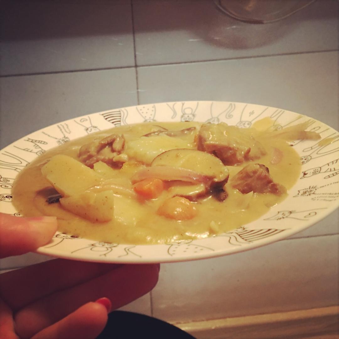 冬日暖身咖喱牛腩锅