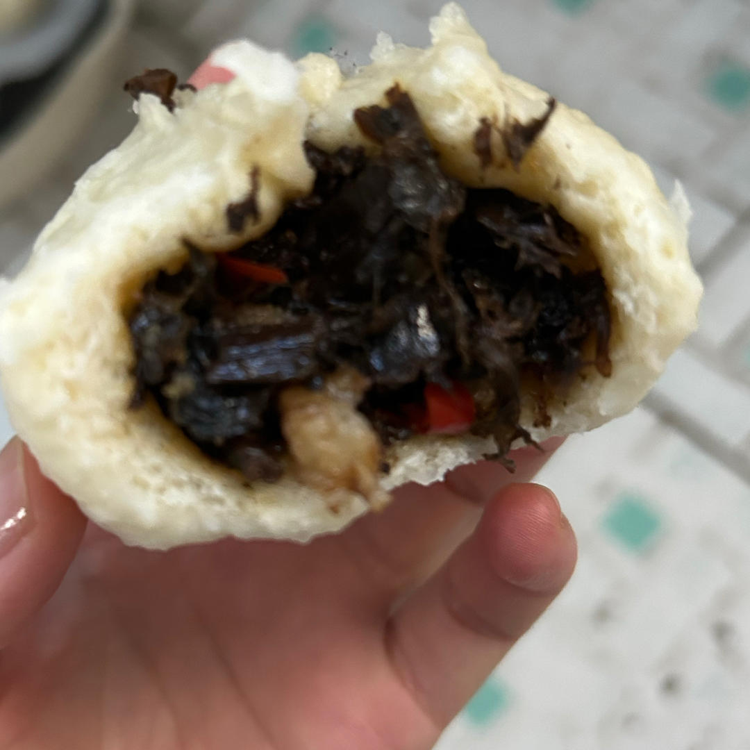 梅干菜大肉包