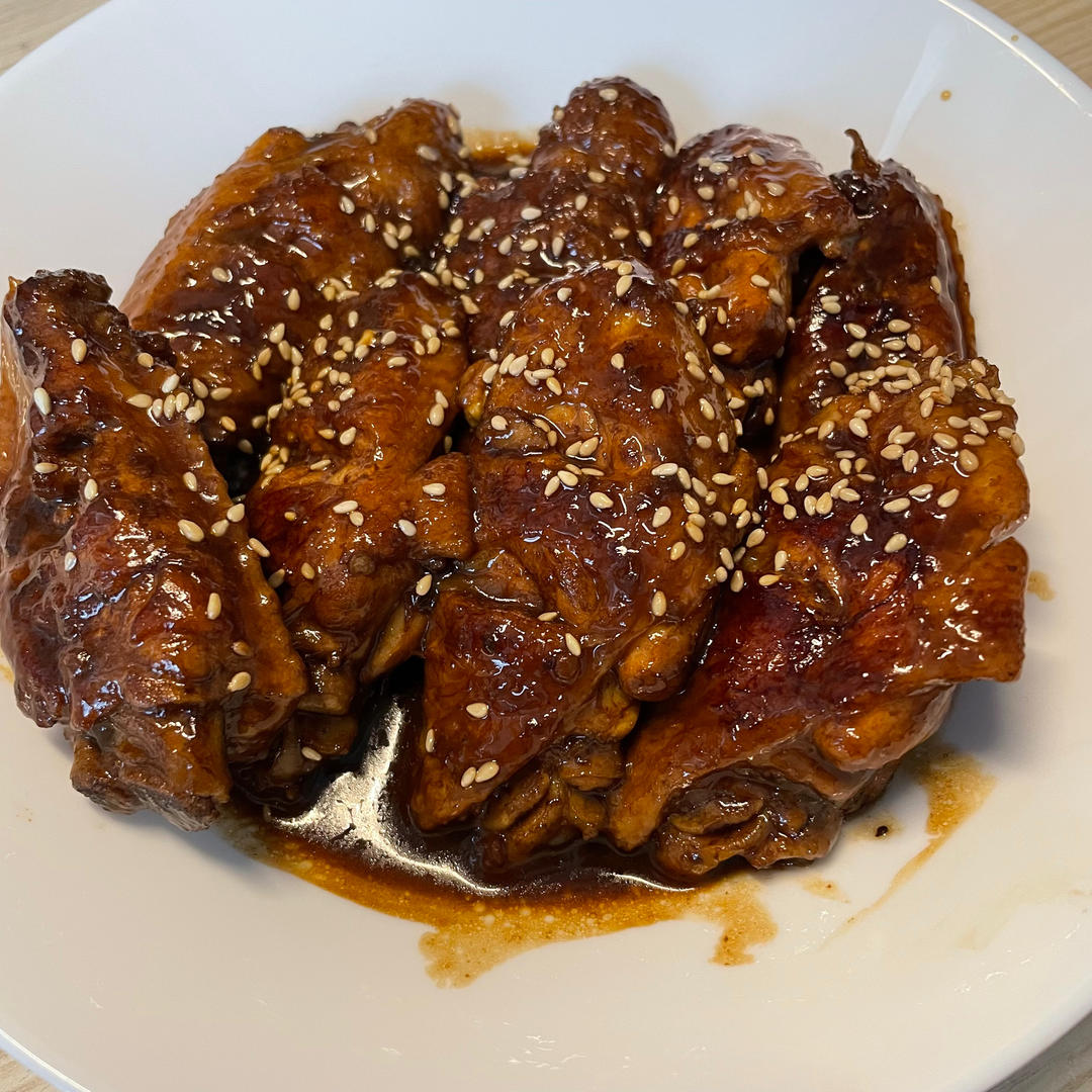 厨师长教你：“可乐鸡翅”的家常做法，味道鲜嫩可口，先收藏起来