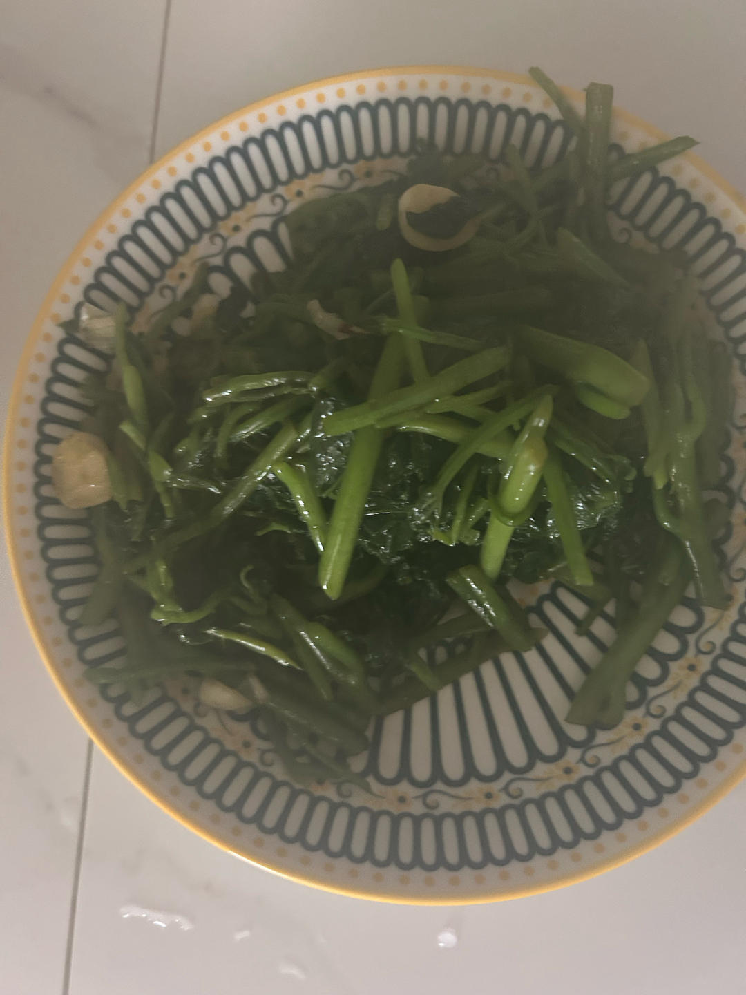 蒜香地瓜叶