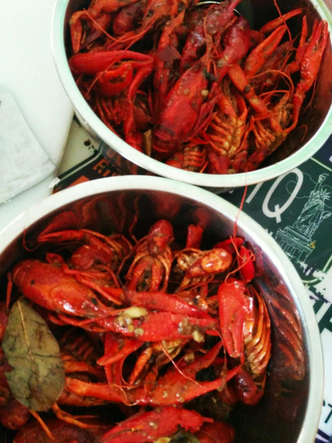 香辣小龙虾-超详细处理干净步骤！