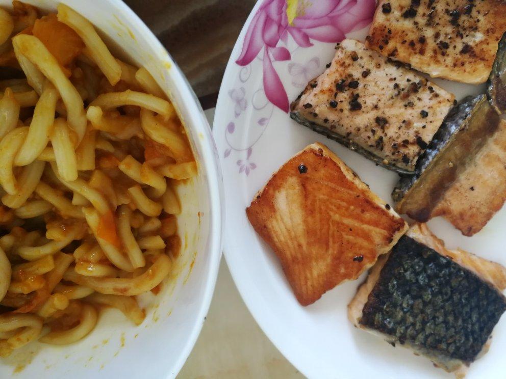 番茄鸡蛋乌冬面