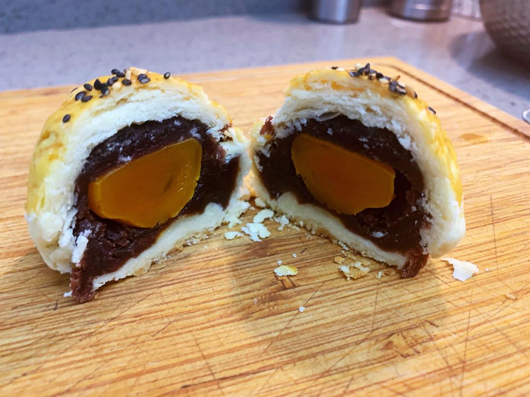 蛋黄酥的做法