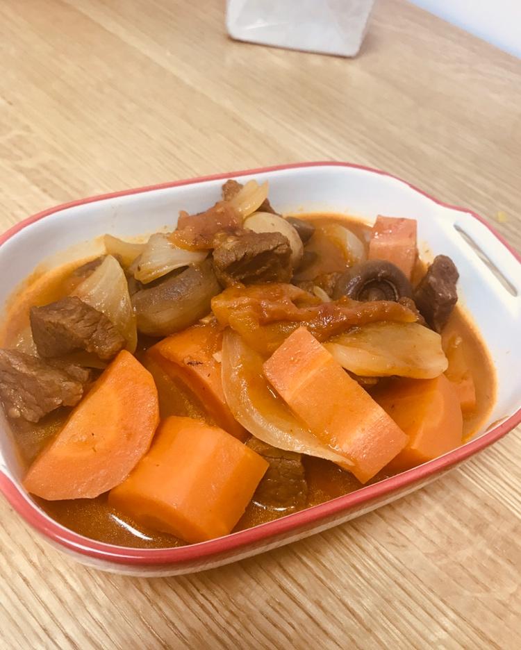 番茄土豆炖牛腩