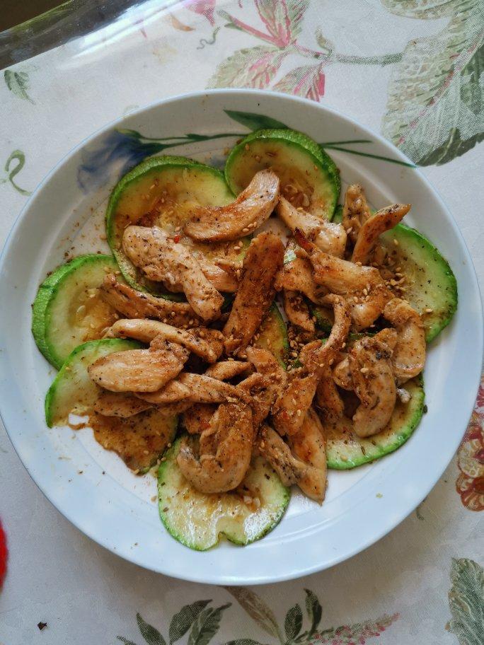 孜然鸡胸肉，低脂低卡好吃无压力。