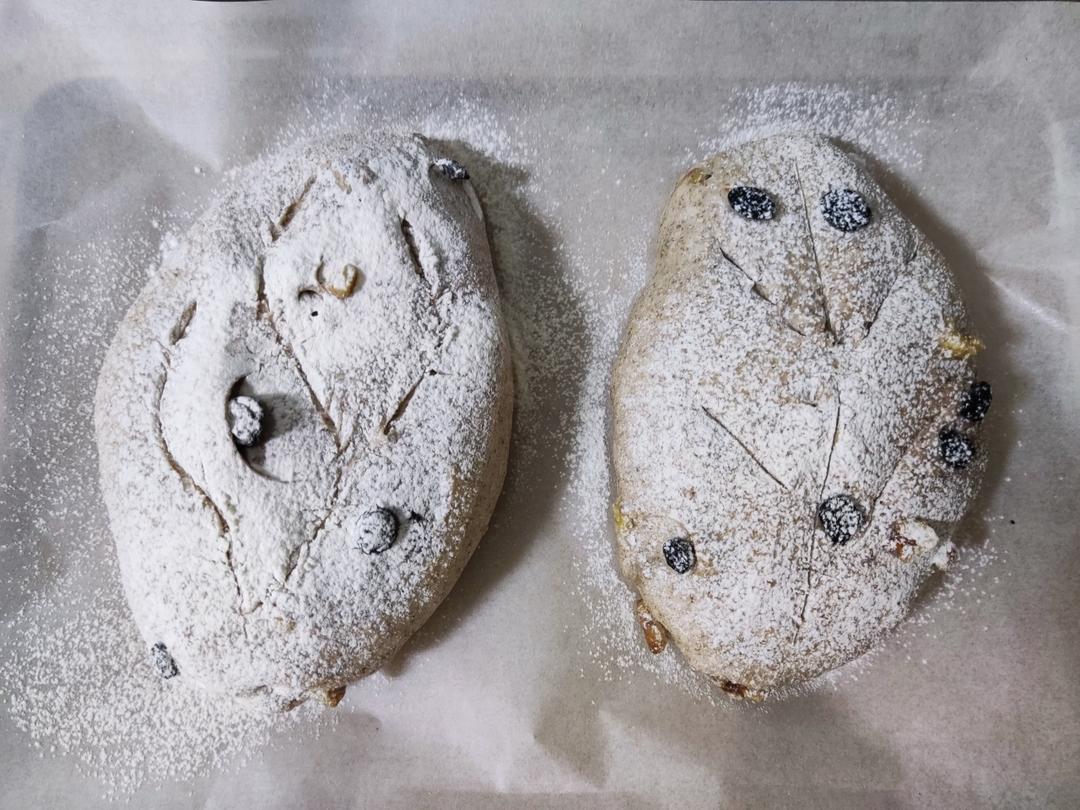 全麦蔓越莓核桃软欧包