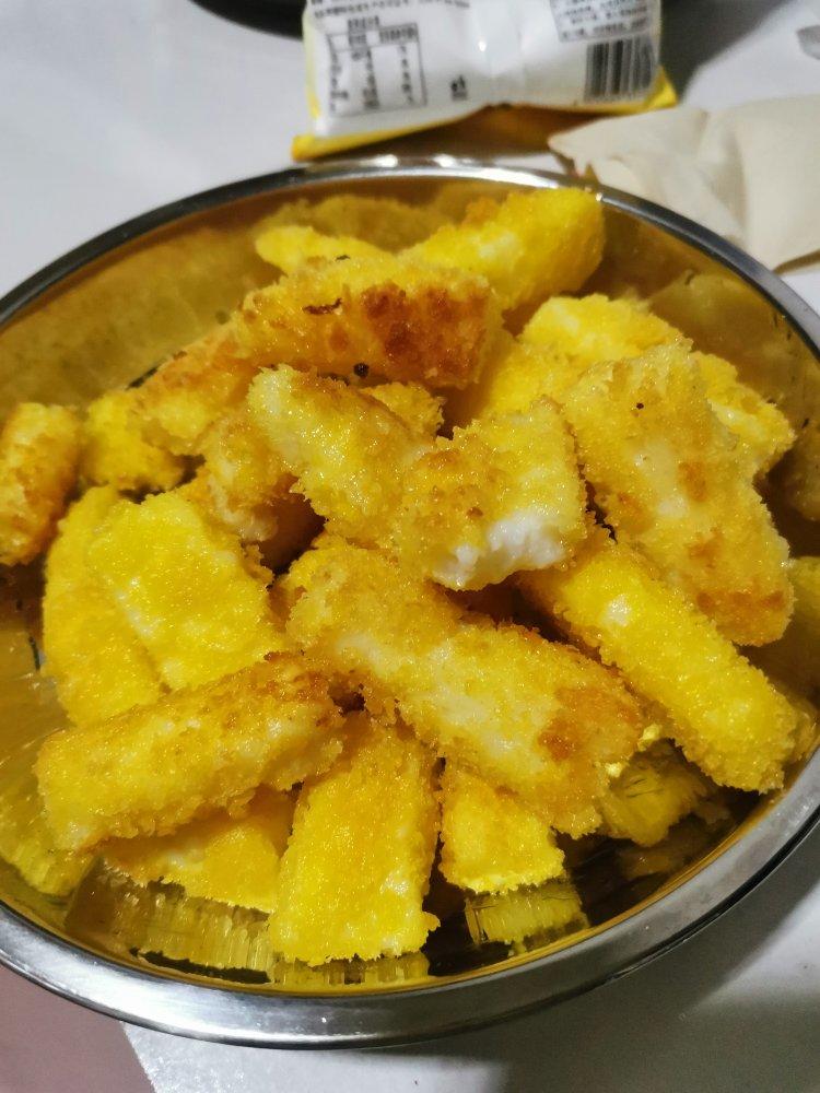 外酥里嫩的面包糠鲜奶冻