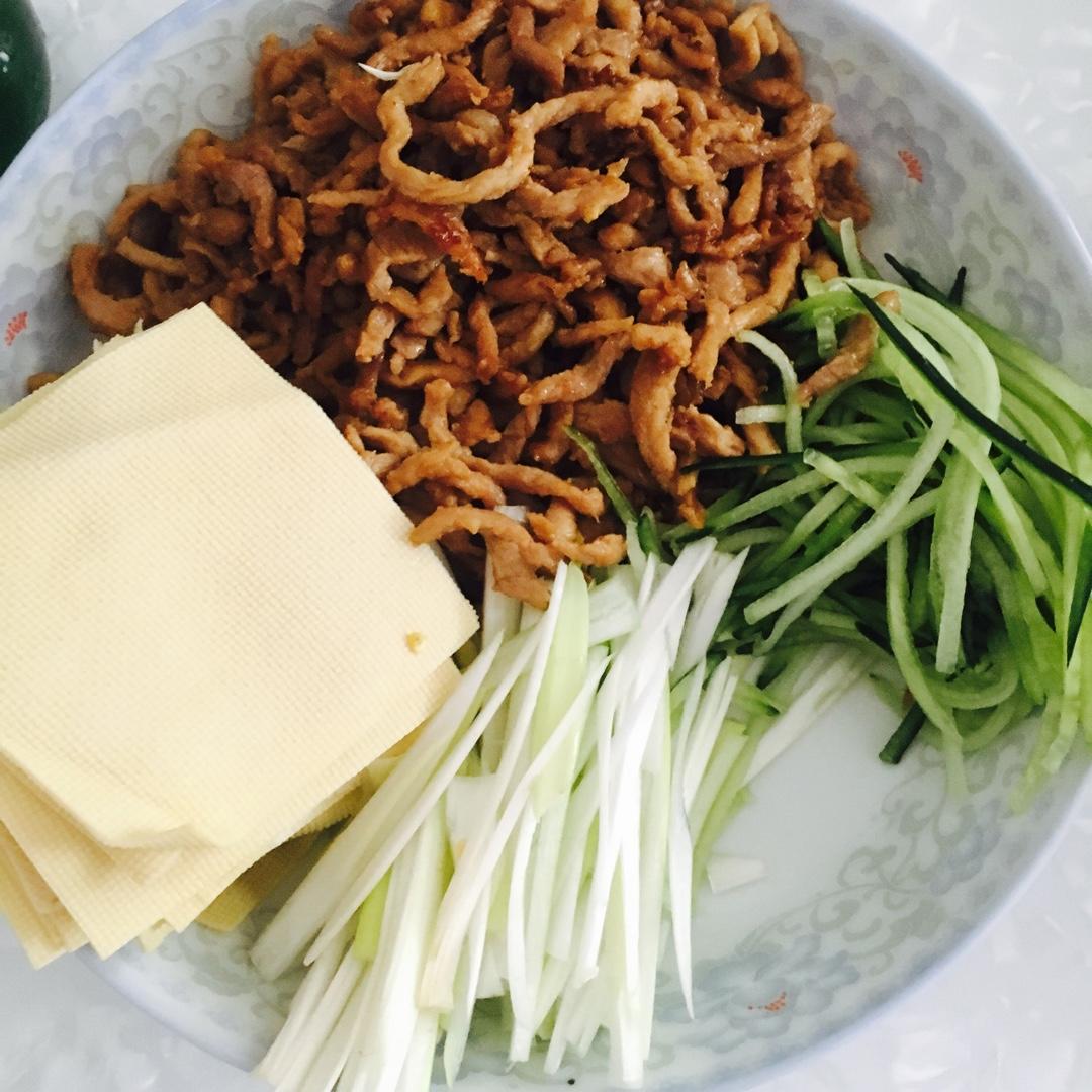 京酱肉丝
