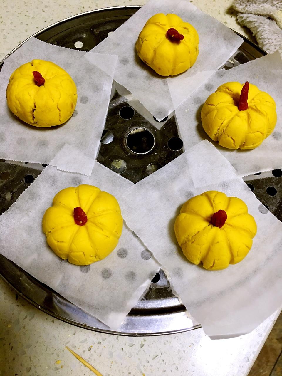 可爱呆萌南瓜饼