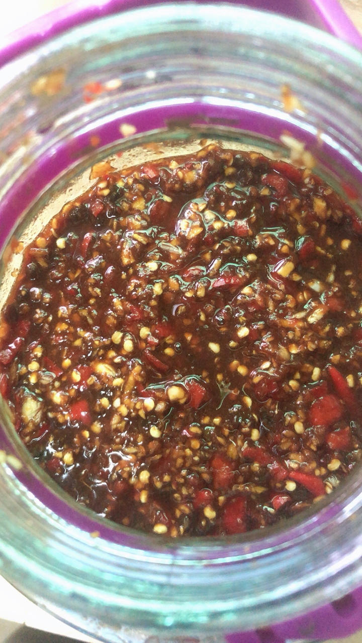 自制蒜蓉豆豉辣椒酱超好下饭