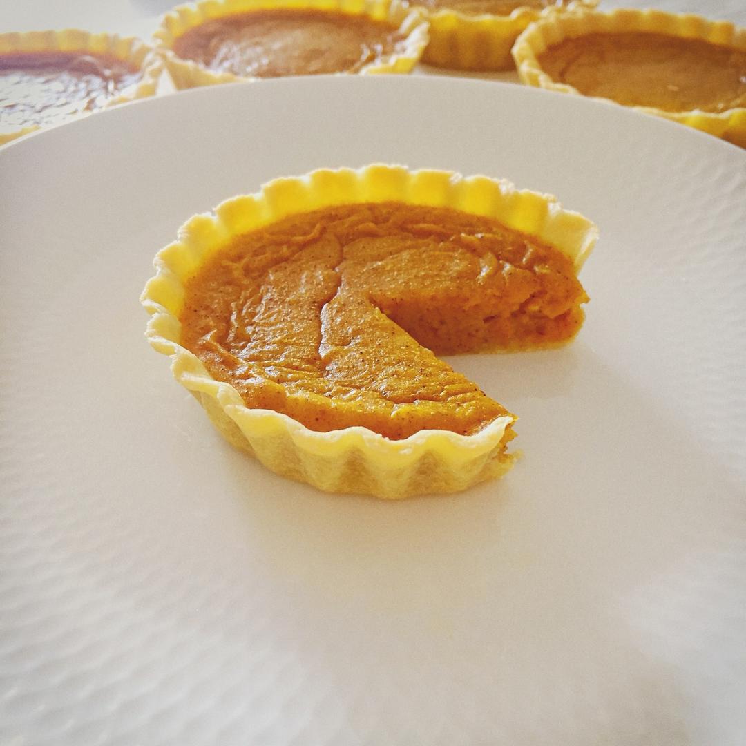 秋季时令小甜品——奶香南瓜派