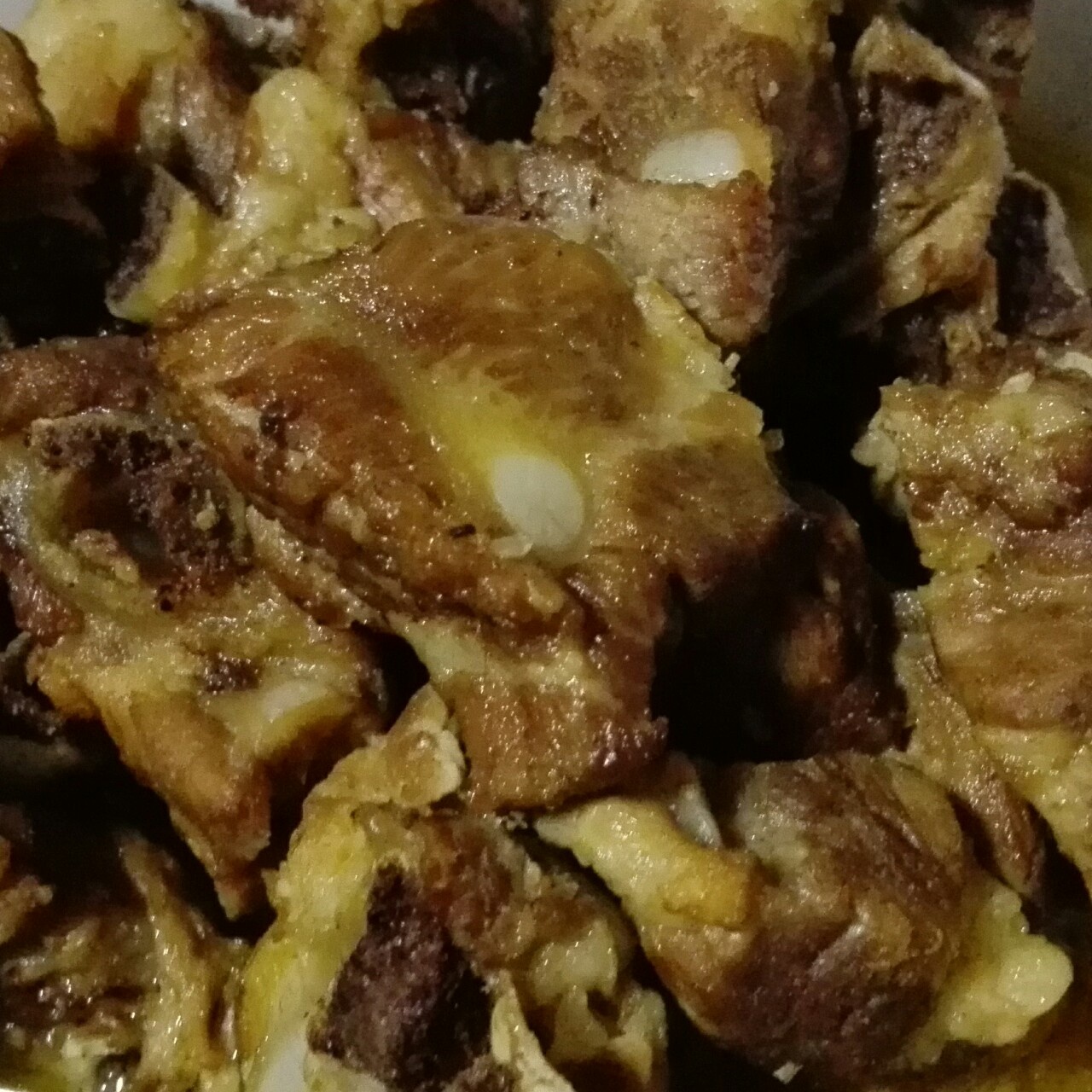 啤酒烧排骨（好吃到吼吼～）