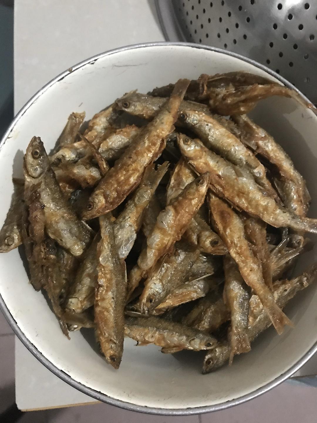 干炸小鱼