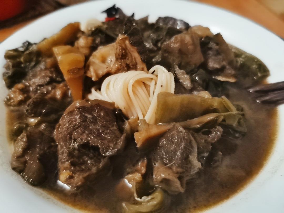 老坛酸菜牛肉面