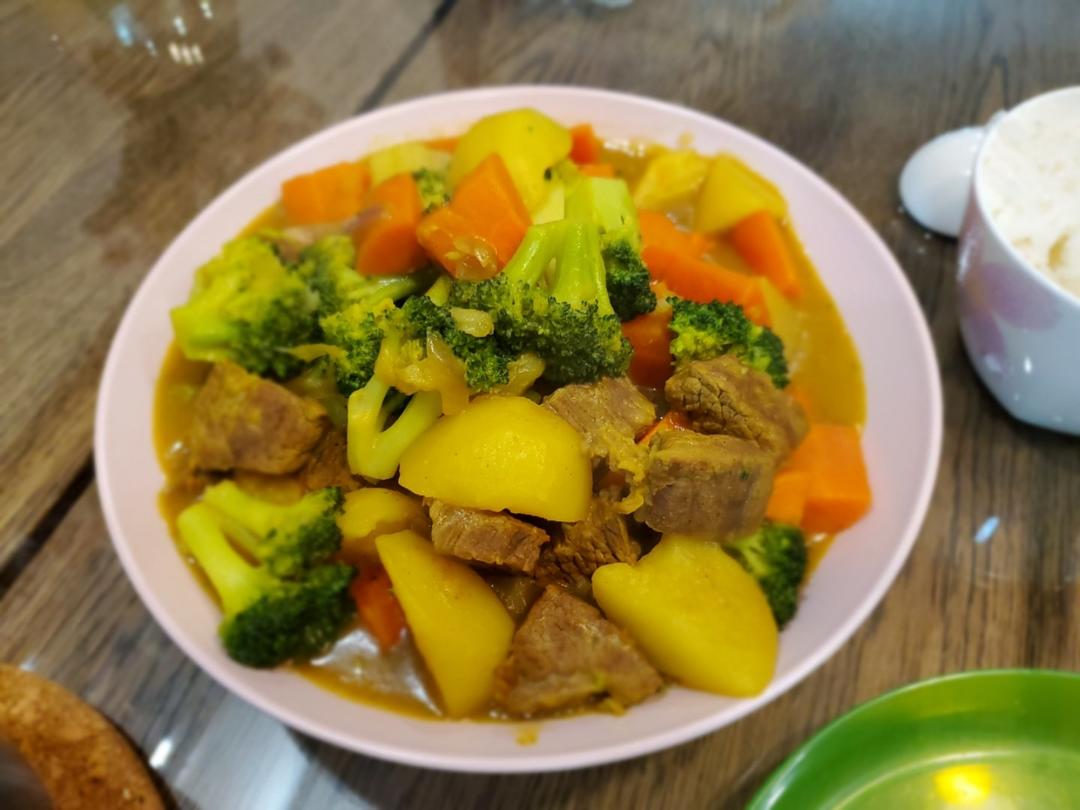 简约日式咖喱饭