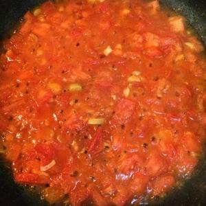 番茄煮茄子的做法 步骤1