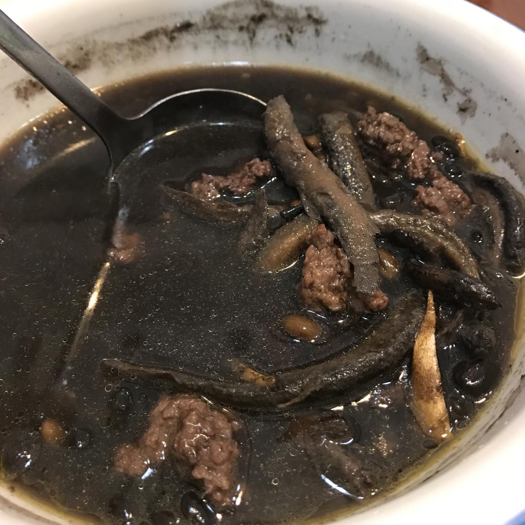 黑豆泥鳅肉碎汤