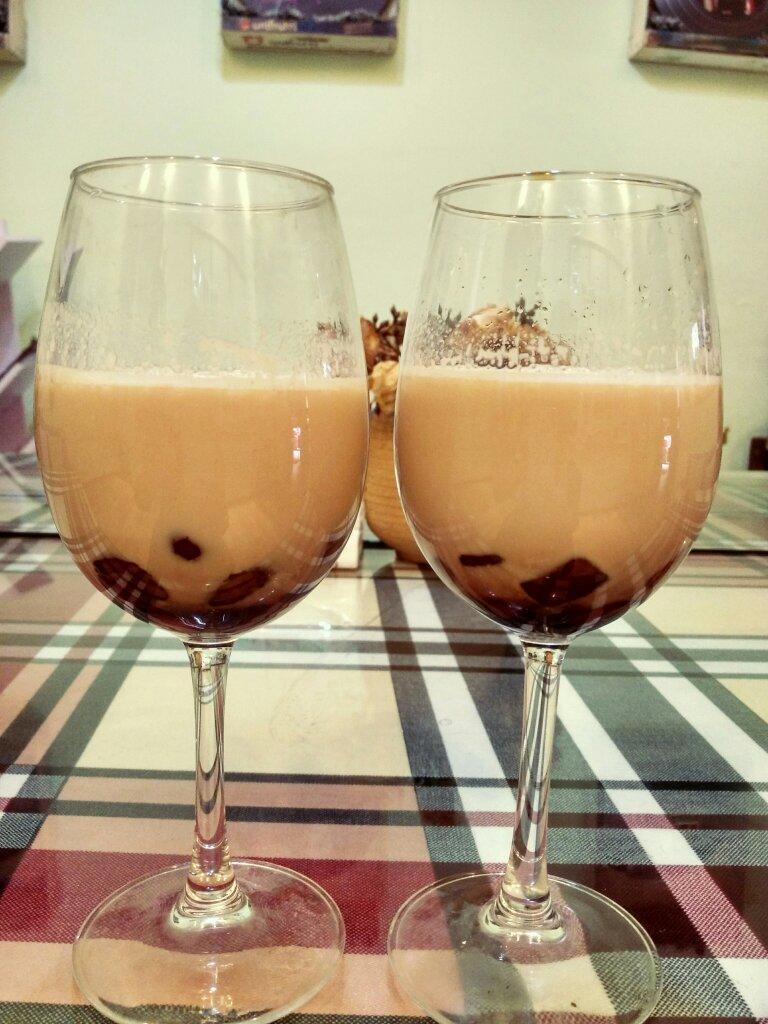 黑糖珍珠鲜奶-在家喝鹿角巷