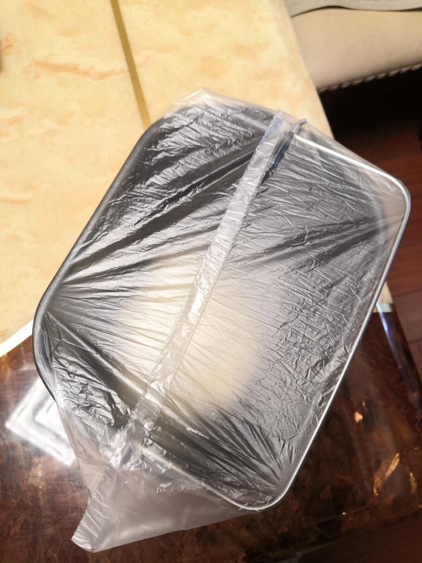 面包机版拉丝面包（后盐，后油，后酵母法）的做法 步骤3