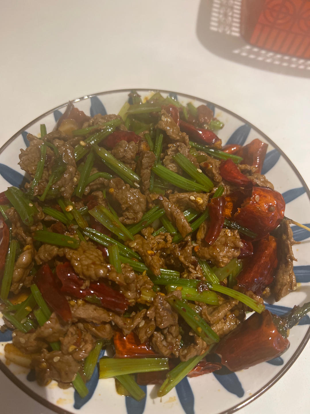 小炒牛肉（肉嫩味香）
