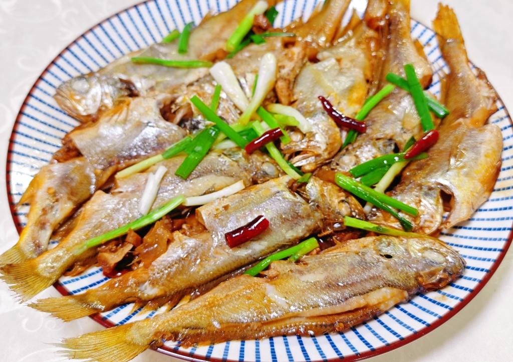 家烧小黄鱼
