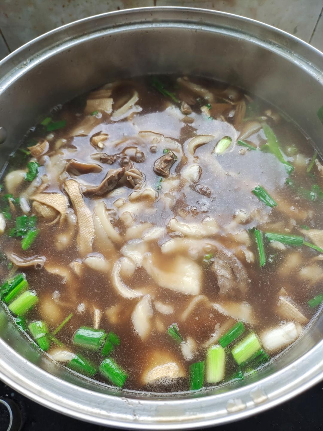 卤肉面