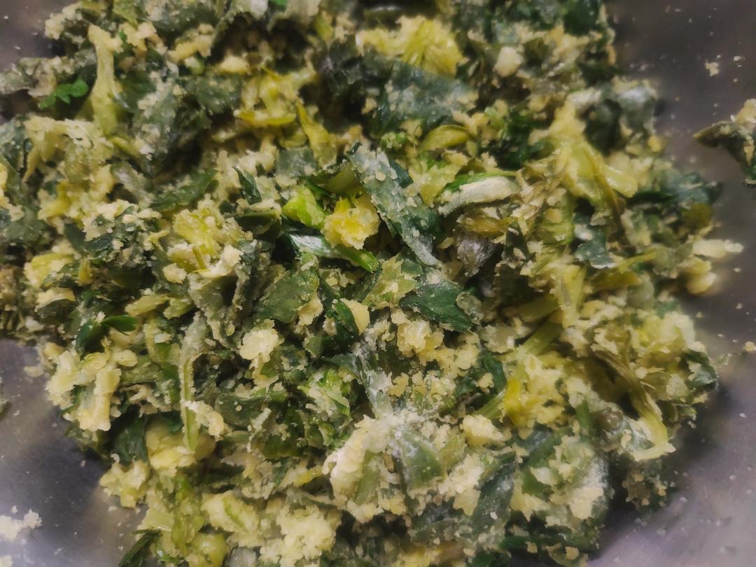 芹菜叶蒸麦饭