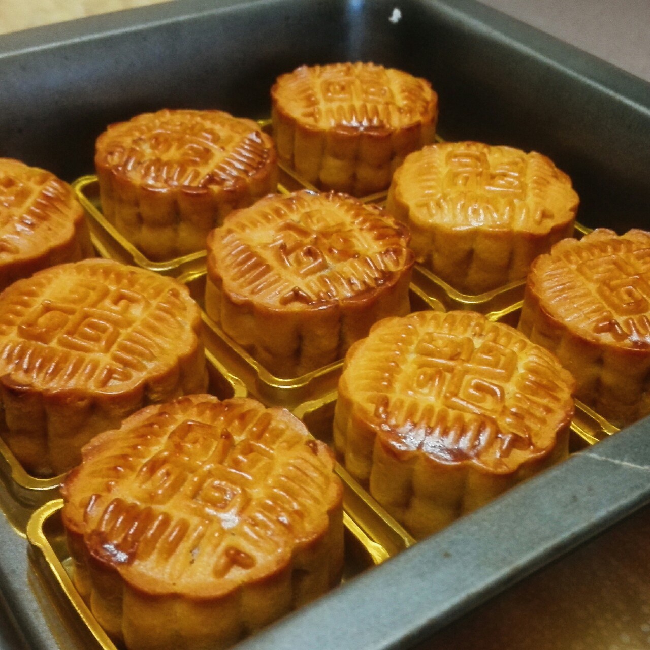 广式月饼——蛋黄莲蓉月饼