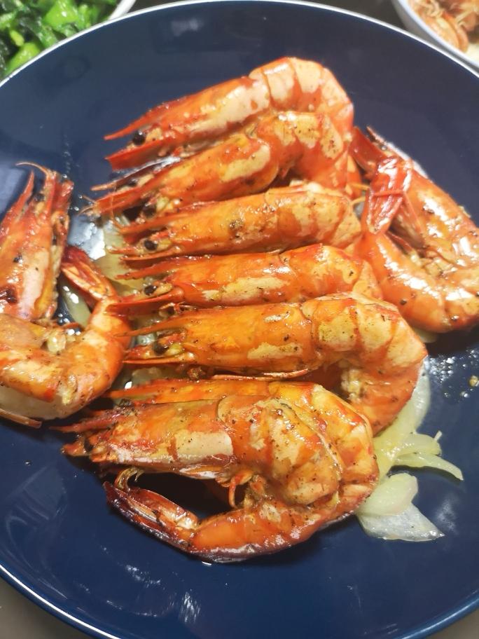 黄油洋葱黑虎虾