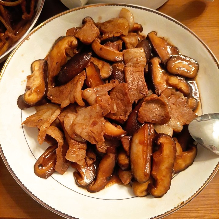 耗油香菇炒肉
