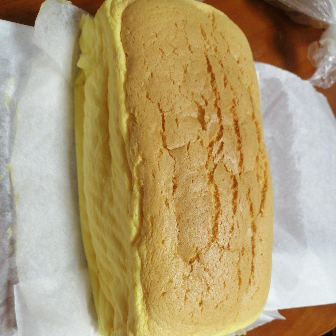 堪比柯基屁股
爆浆芝士🧀古早蛋糕