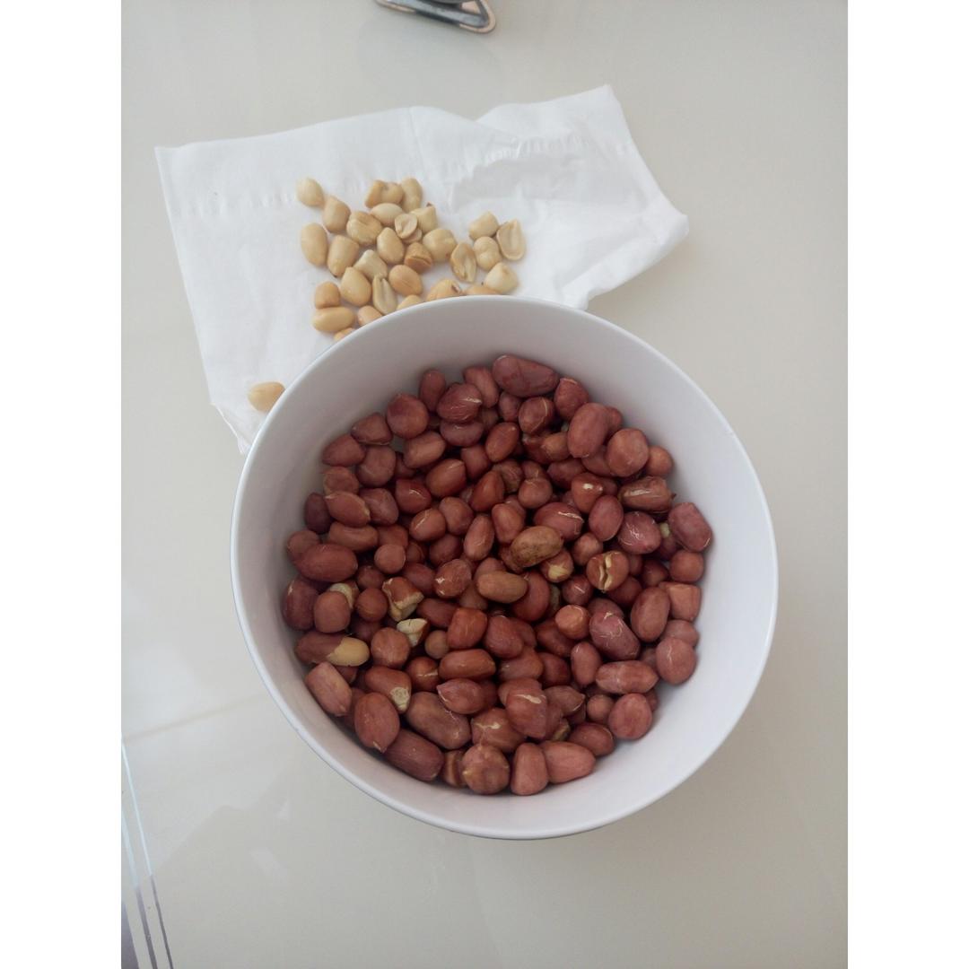 烤花生和剥花生