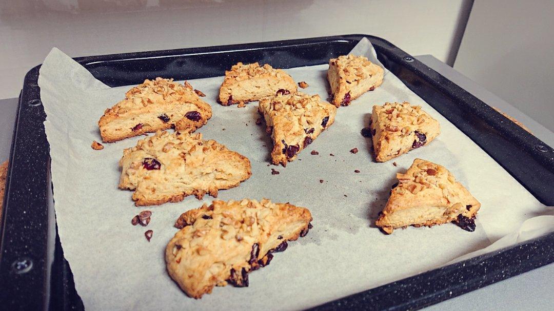 完胜星巴克的超美味酥脆司康 super easy crunched scone