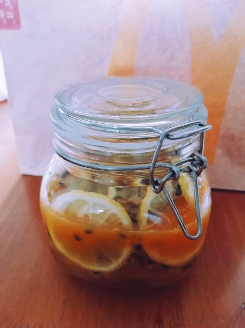 百香果柠檬蜂蜜茶