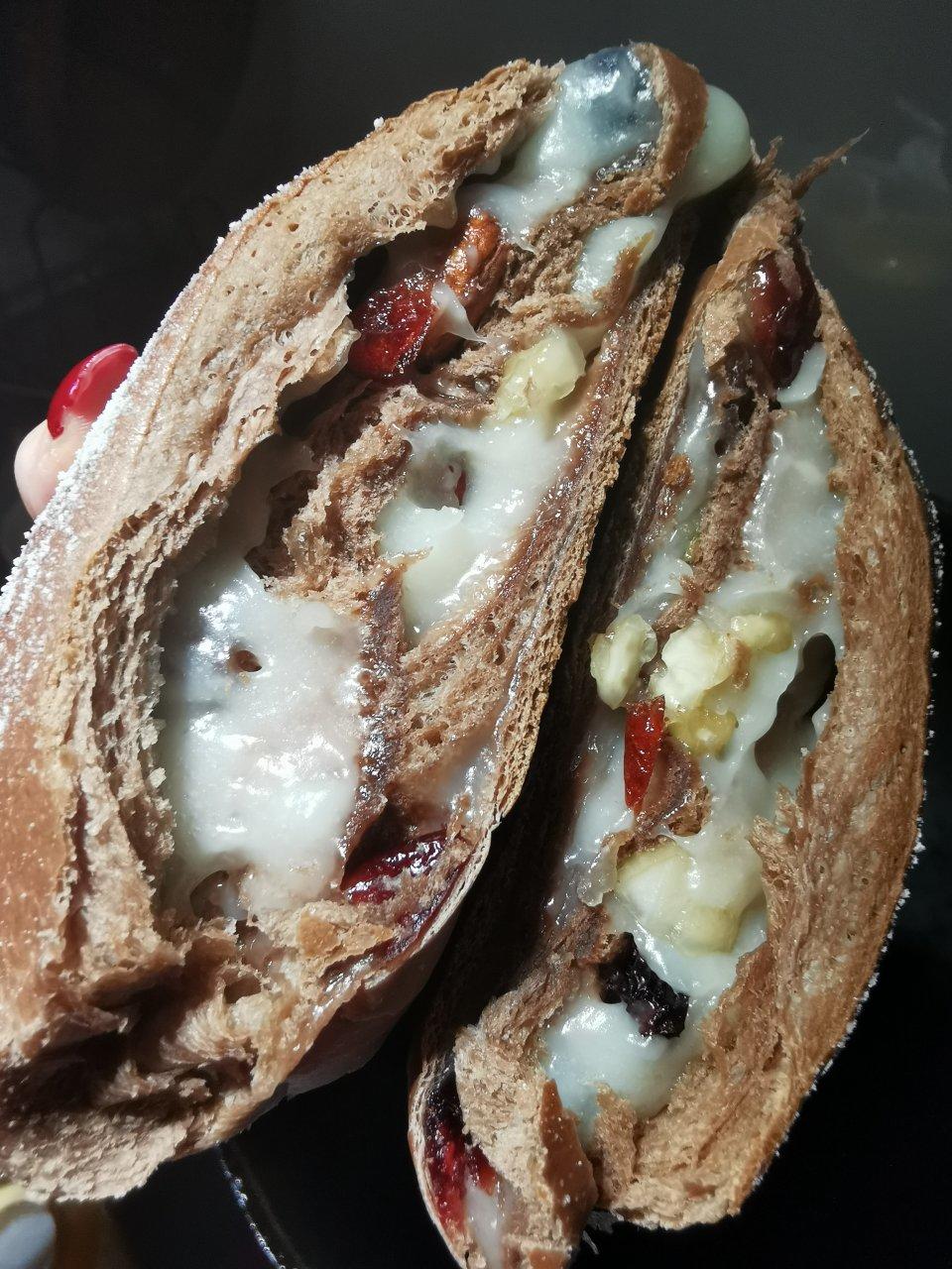 超级好吃简单好做的可可麻薯软欧面包