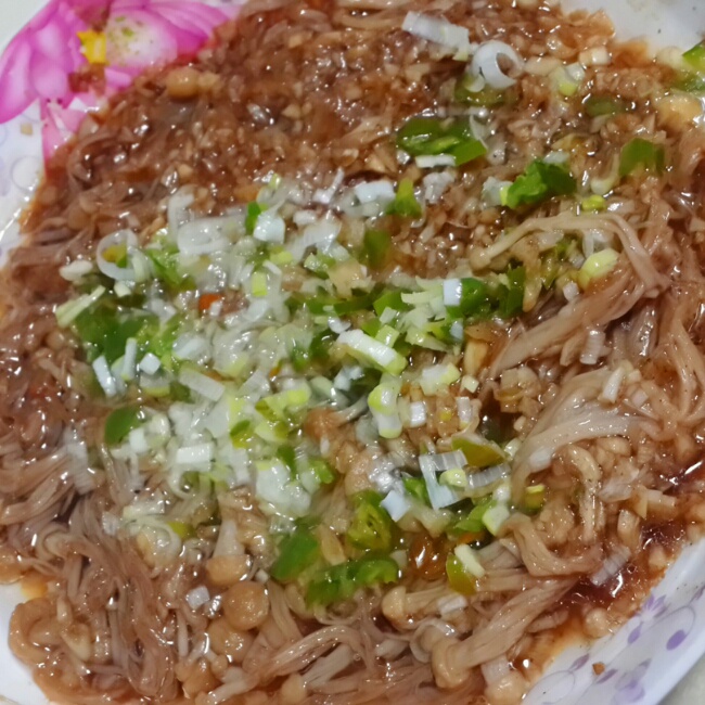 蒜蓉蒸金针菇