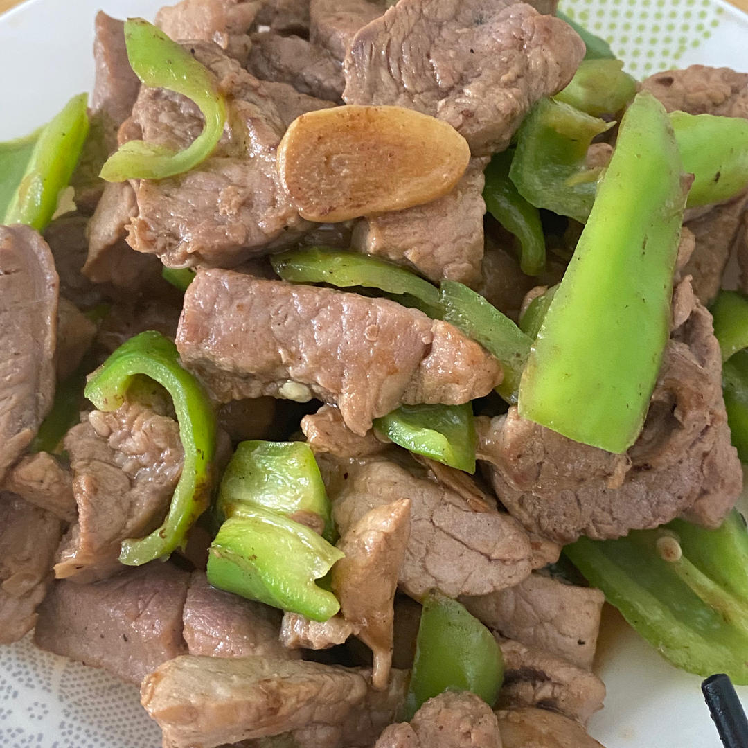 鸡胸肉炒青椒