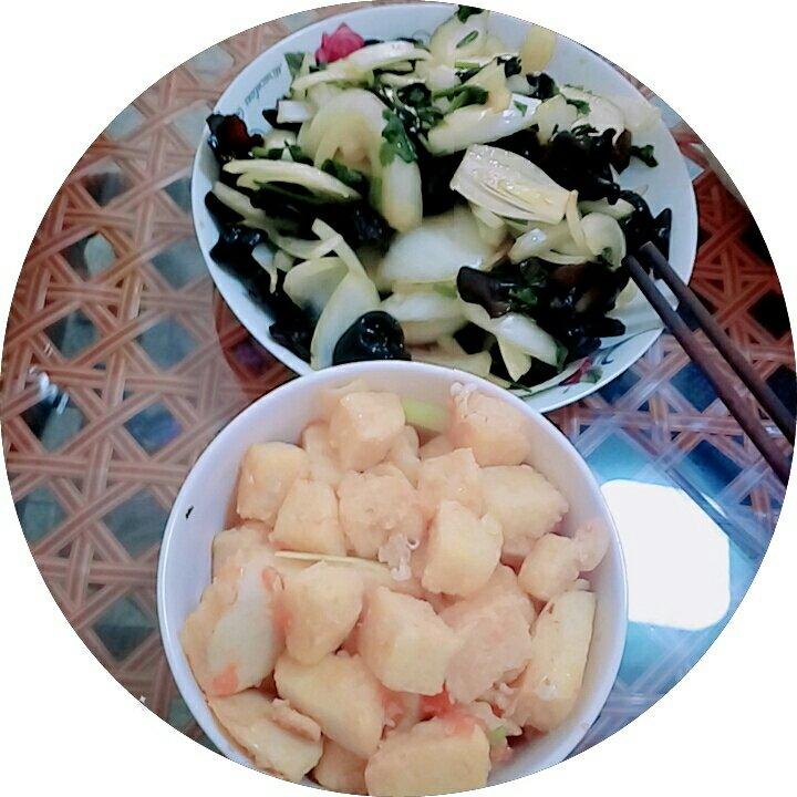 西红柿炒馒头粒